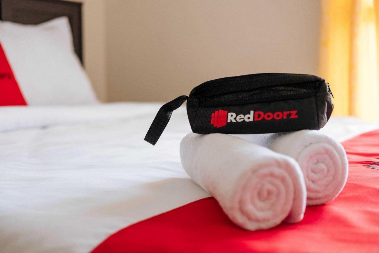 Reddoorz Syariah Near Rs Harapan Bunda Banda Aceh Hotel Geutieue Eksteriør billede